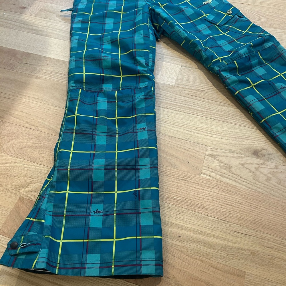 NWOT Orage Women Plaid Ski/Snowboard Pants, Size S